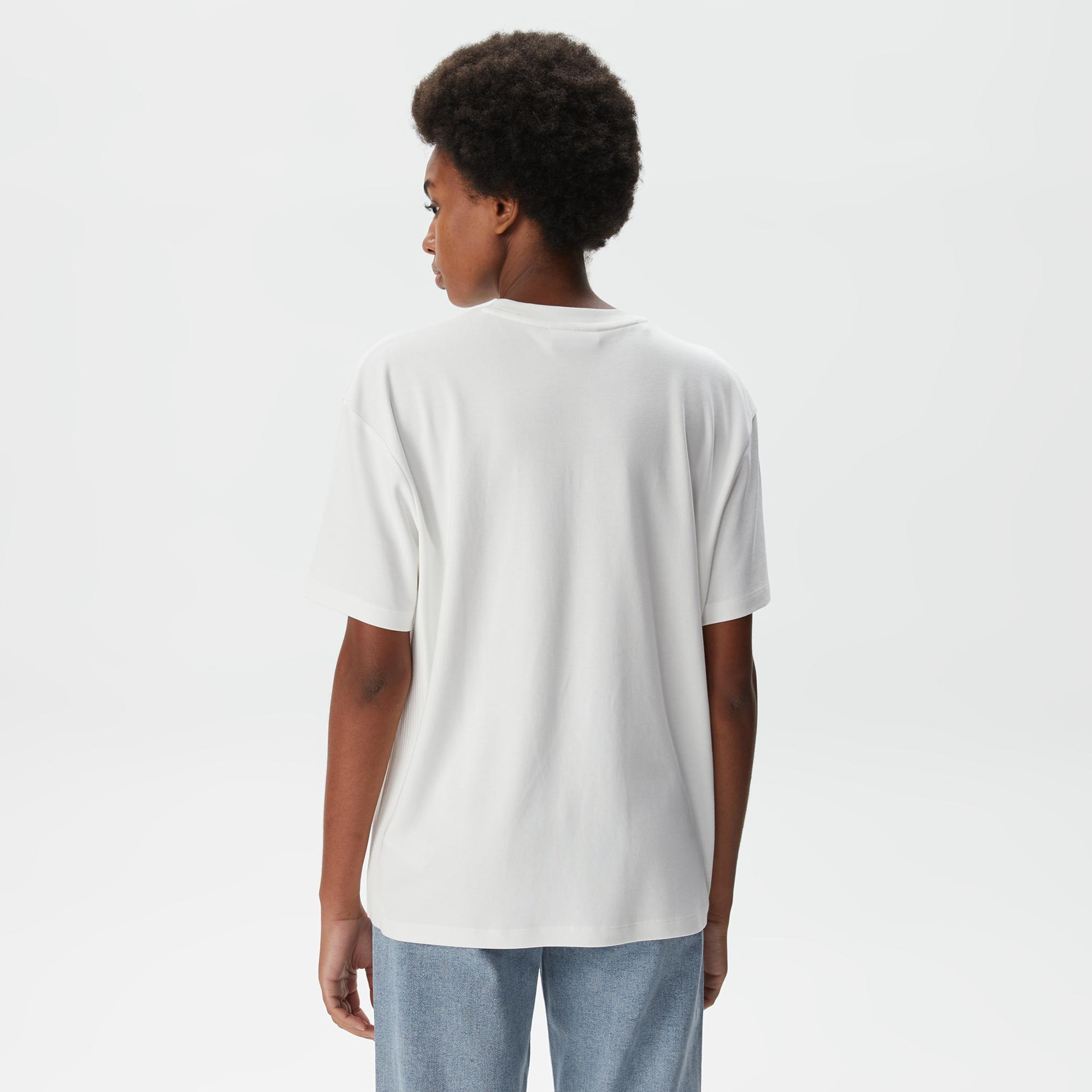 Lacoste Kadın Relaxed Fit Bisiklet Yaka Koyu Beyaz T-Shirt